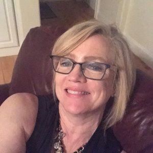 Meet your Posher, Jeanne